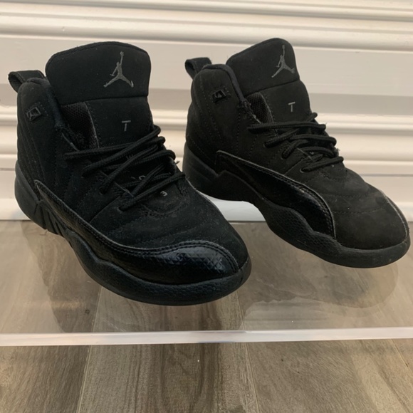 BACK•2•SCHOOL - Kids Air Jordan 12 Size 12C - Picture 5 of 5